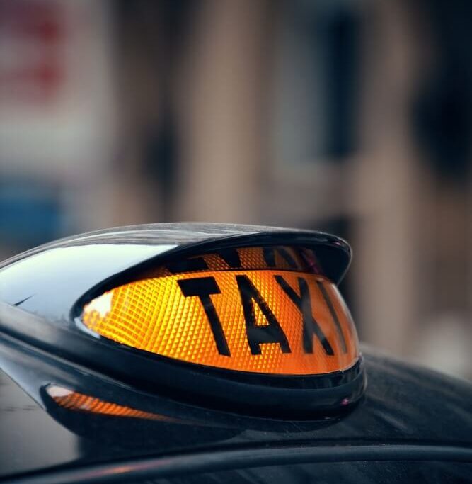 tetbury Taxi