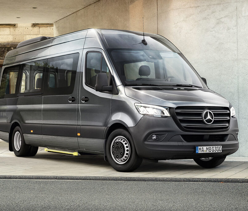 8 Seater Minibus Cirencester
