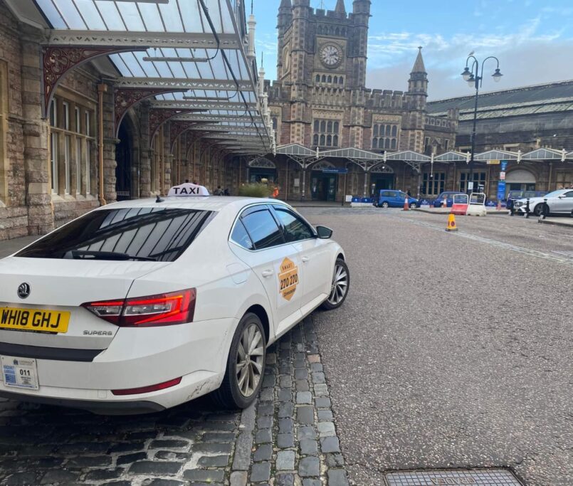 Airport Taxis Cirencester